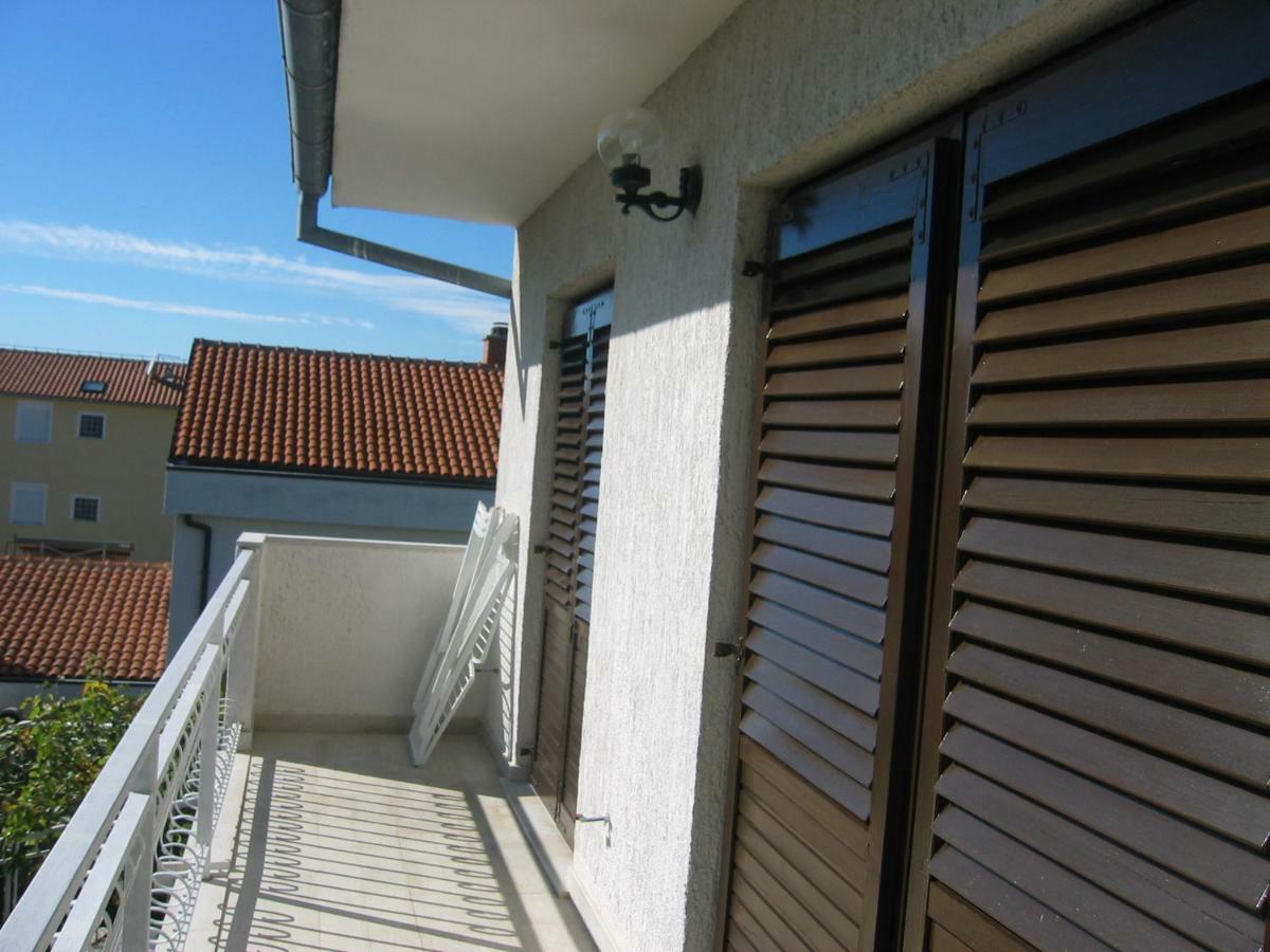 Apartments Cerovic Malinska Exterior photo